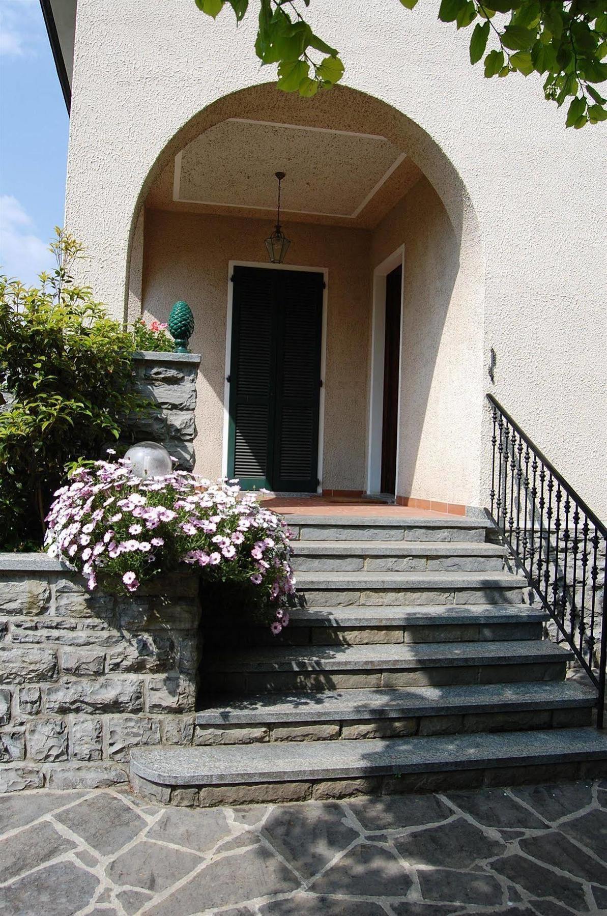 Bed And Breakfast Casa Nini Lierna Dış mekan fotoğraf